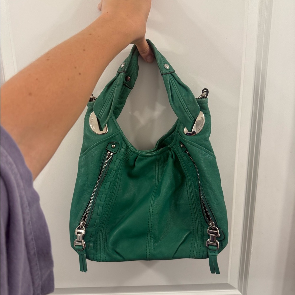 B. Makowsky Green Leather Women's Purse